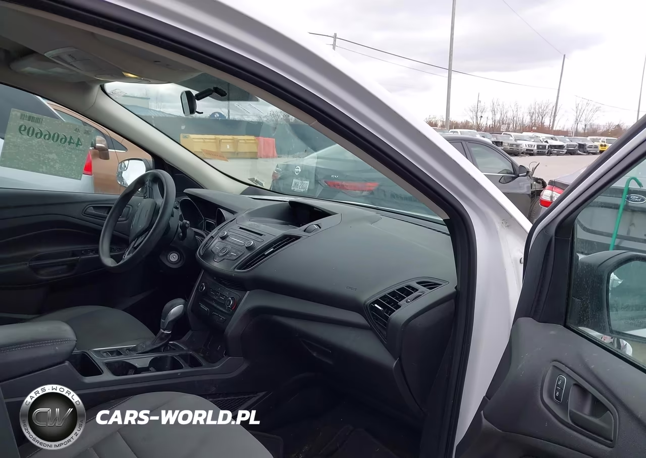 2017 Ford Escape S VIN:1FMCU0F7XHUA45159 - 5
