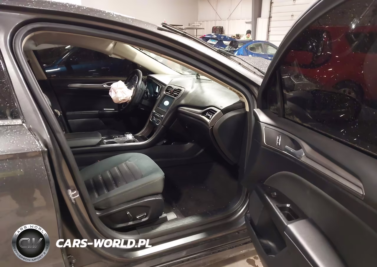 2017 Ford Fusion Se VIN:3FA6P0HD8HR353424 - 5