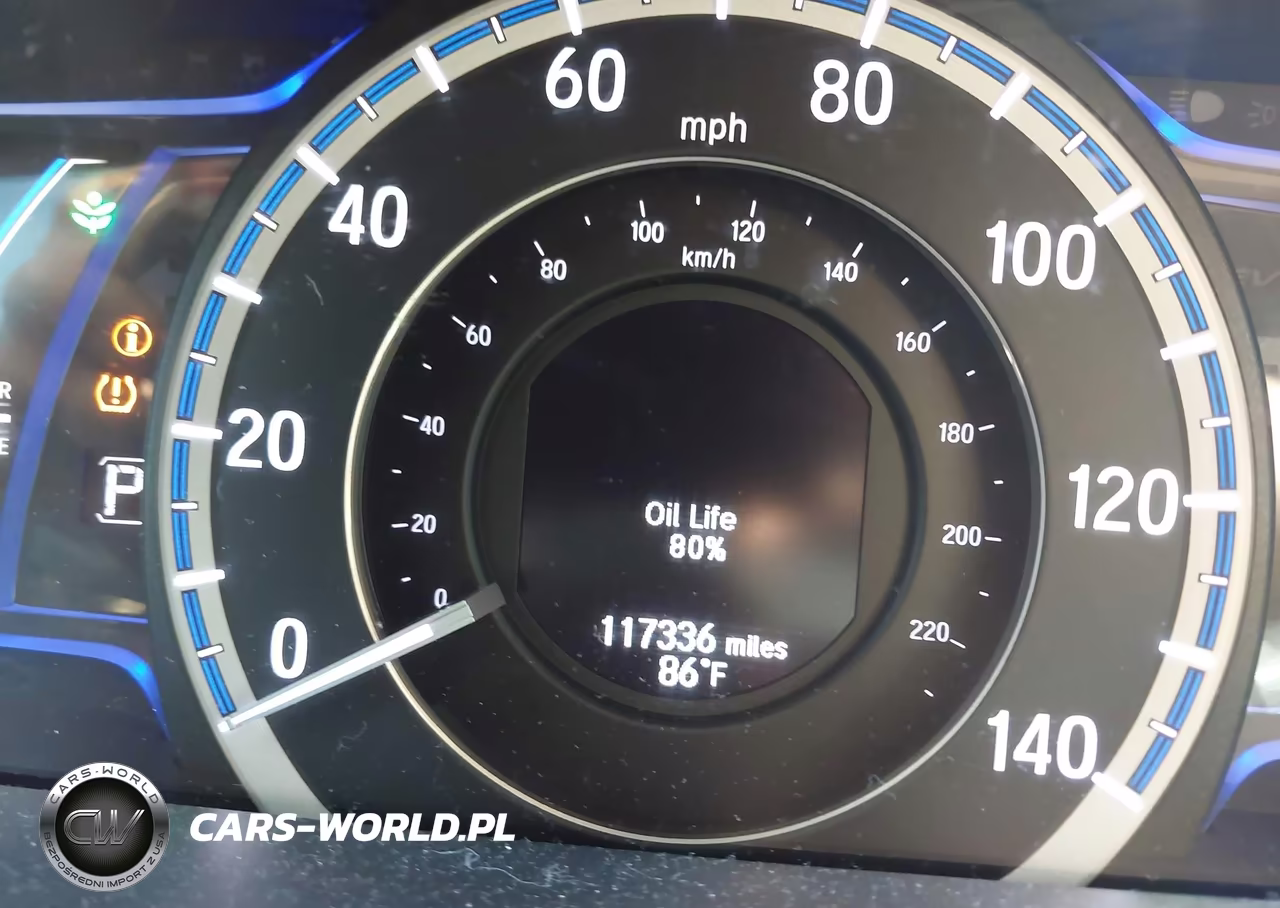 2015 Honda Accord Hybrid Touring VIN:1HGCR6F78FA002898 - 15