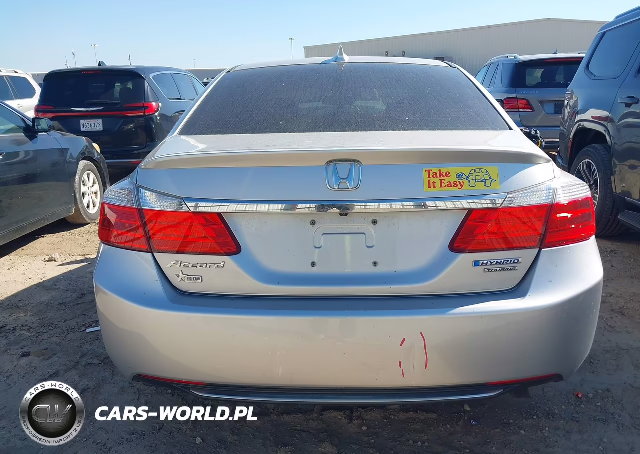 2015 Honda Accord Hybrid Touring VIN:1HGCR6F78FA002898 - 16