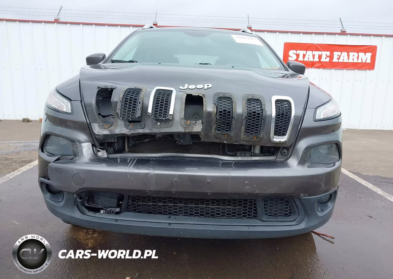 2015 Jeep Cherokee Latitude VIN:1C4PJMCS7FW572267 - 6
