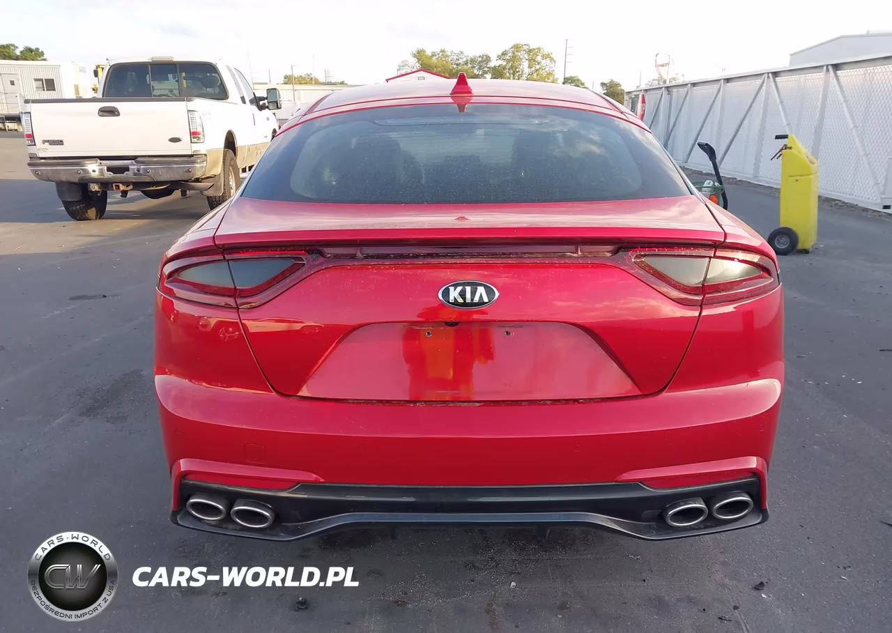 2019 Kia Stinger Premium VIN:KNAE25LA6K6051467 - 17
