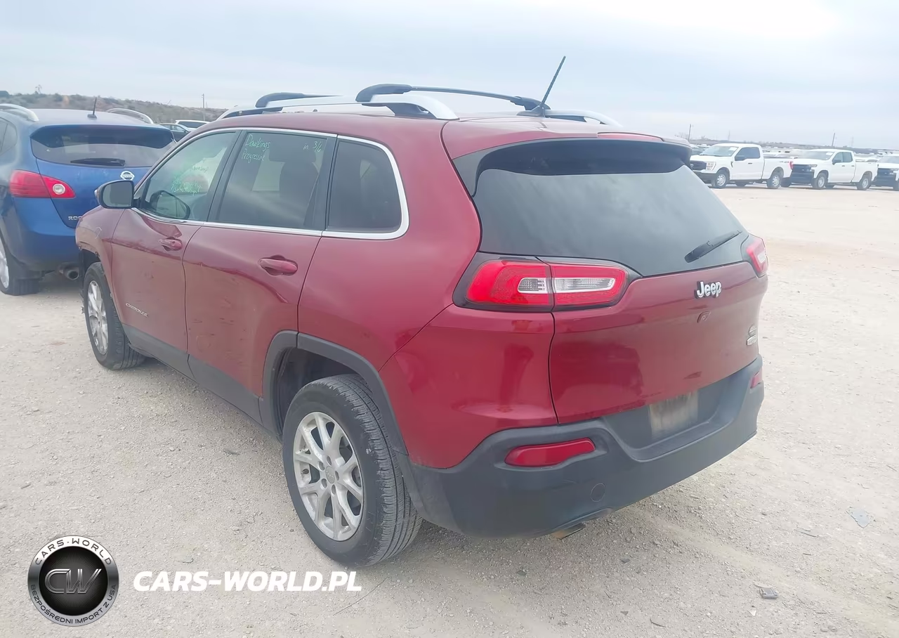 2015 Jeep Cherokee Latitude VIN:1C4PJLCB8FW572501 - 3