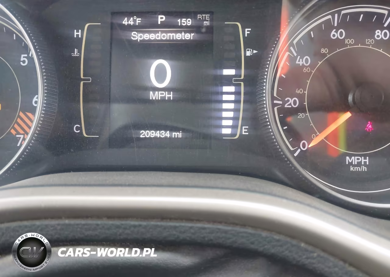 2015 Jeep Cherokee Latitude VIN:1C4PJLCB8FW572501 - 7