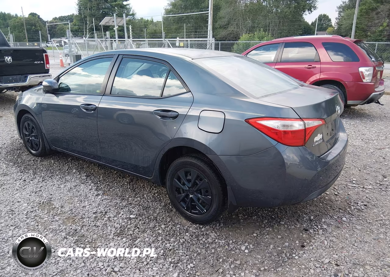 2014 Toyota Corolla L VIN:5YFBURHEXEP125246 - 3