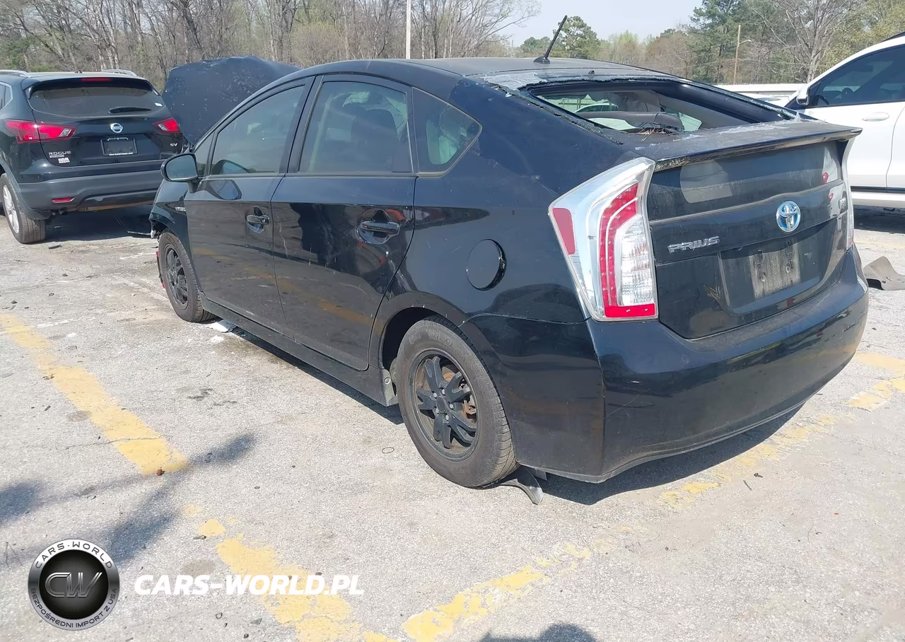 2015 Toyota Prius Two VIN:JTDKN3DU5F0454908 - 3