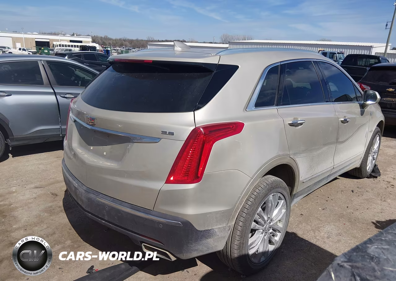 2017 Cadillac Xt5 Premium Luxury VIN:1GYKNCRS9HZ148259 - 4