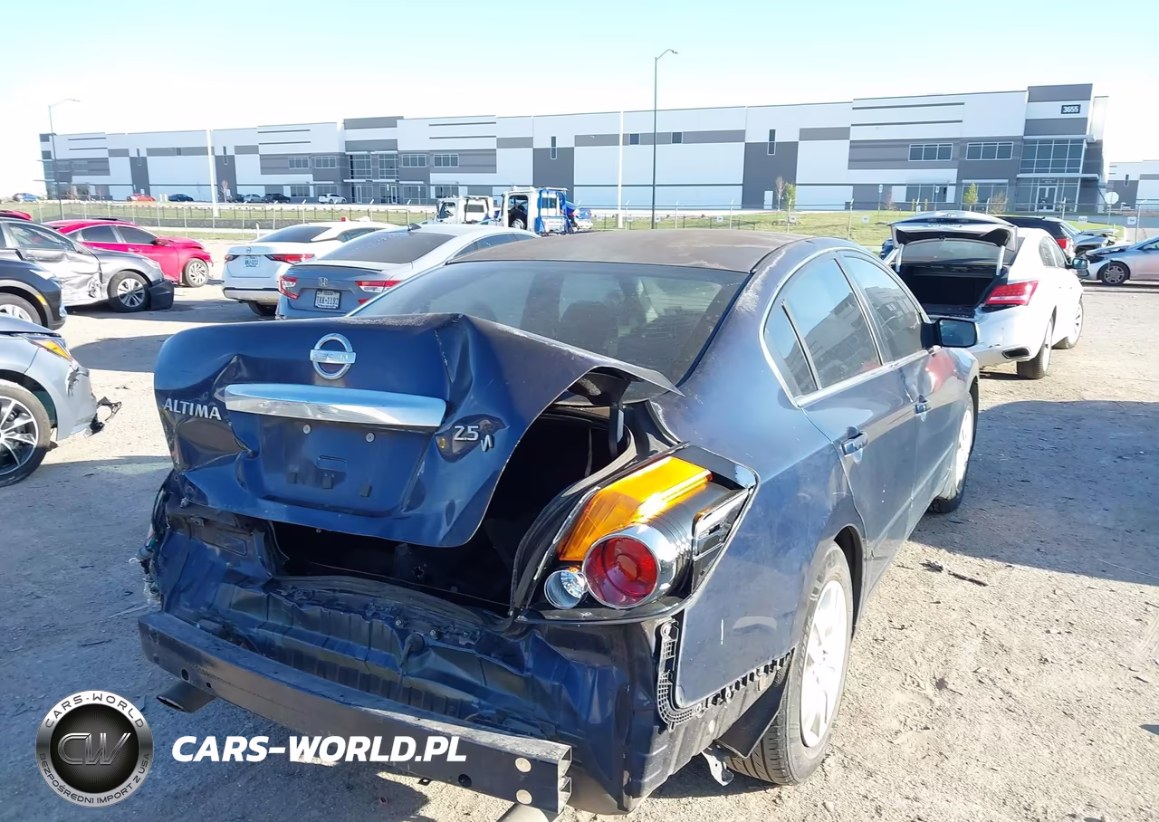 2010 Nissan Altima 2.5 S VIN:1N4AL2AP2AN550961 - 4