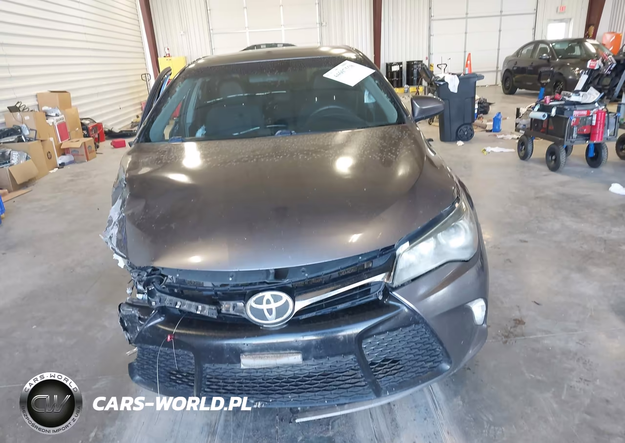 2015 Toyota Camry Se VIN:4T1BF1FK0FU975343 - 13
