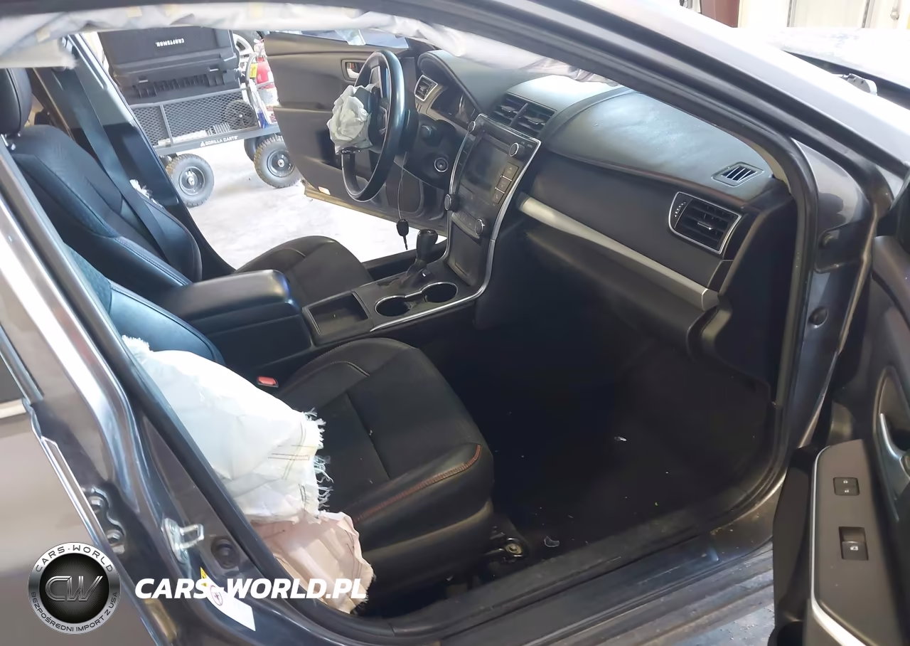 2015 Toyota Camry Se VIN:4T1BF1FK0FU975343 - 5
