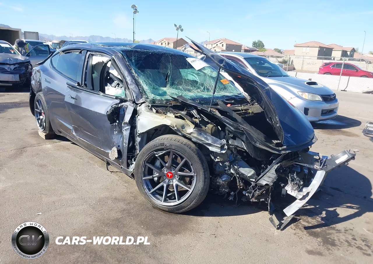 2022 Tesla Model 3 Long Range Dual Motor All-Wheel Drive – zdjęcie 1 z 19