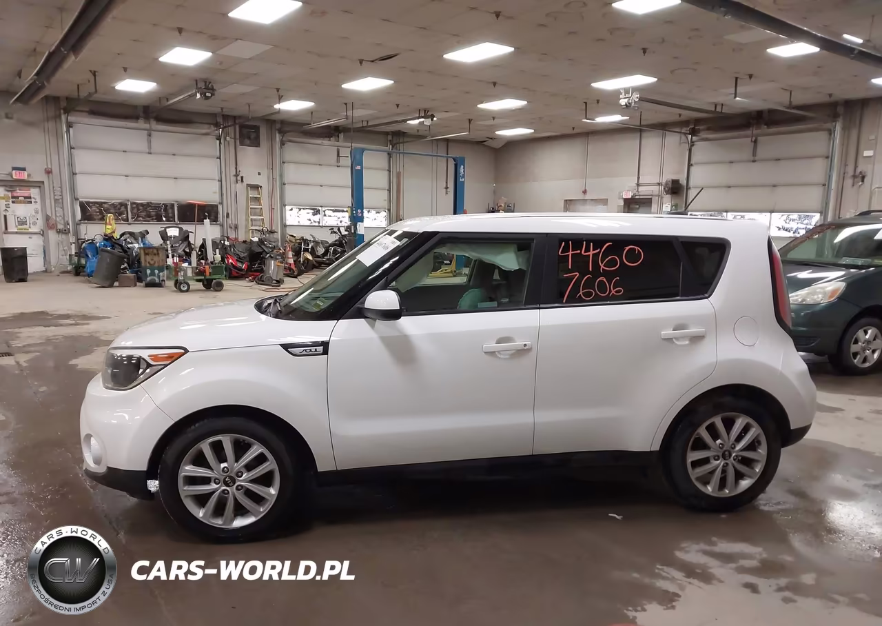 2019 Kia Soul + VIN:KNDJP3A57K7649350 - 14