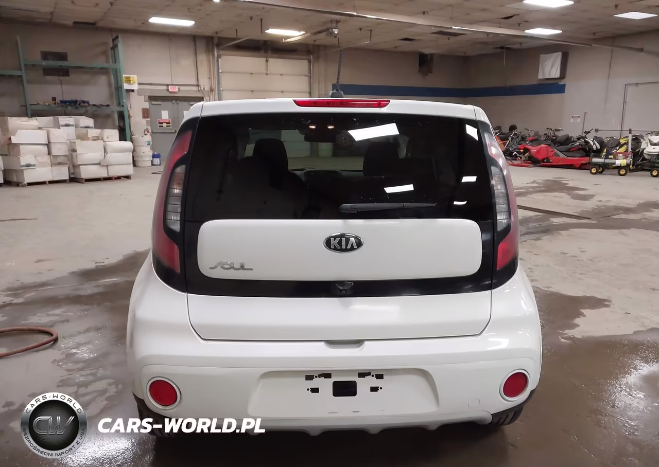 2019 Kia Soul + VIN:KNDJP3A57K7649350 - 16