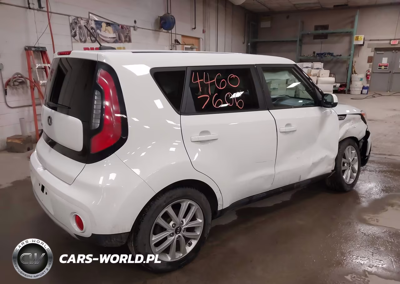 2019 Kia Soul + VIN:KNDJP3A57K7649350 - 4