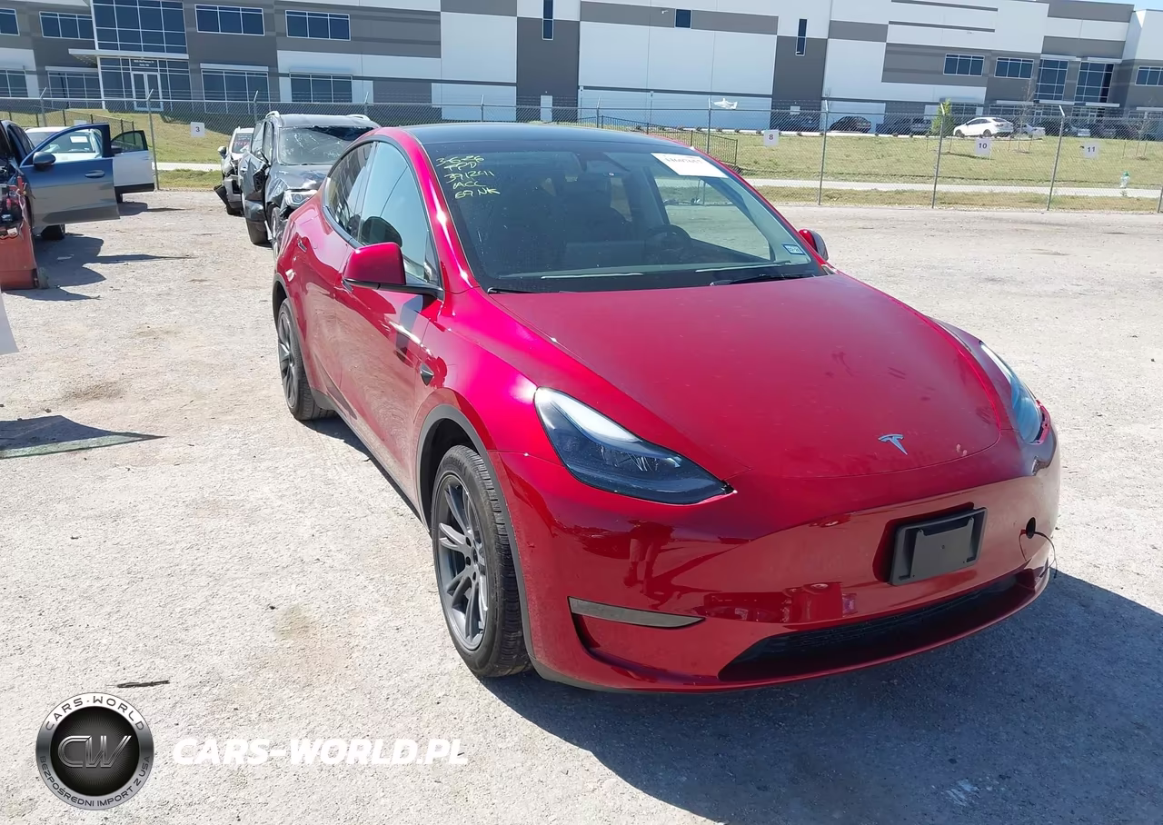 2025 Tesla Model Y Long Range Dual Motor All-Wheel Drive – zdjęcie 1 z 18