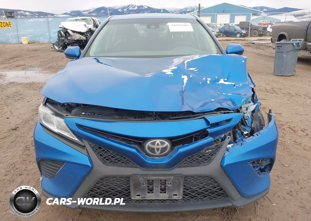 2018 Toyota Camry Se VIN:4T1B11HK6JU047167 - 12