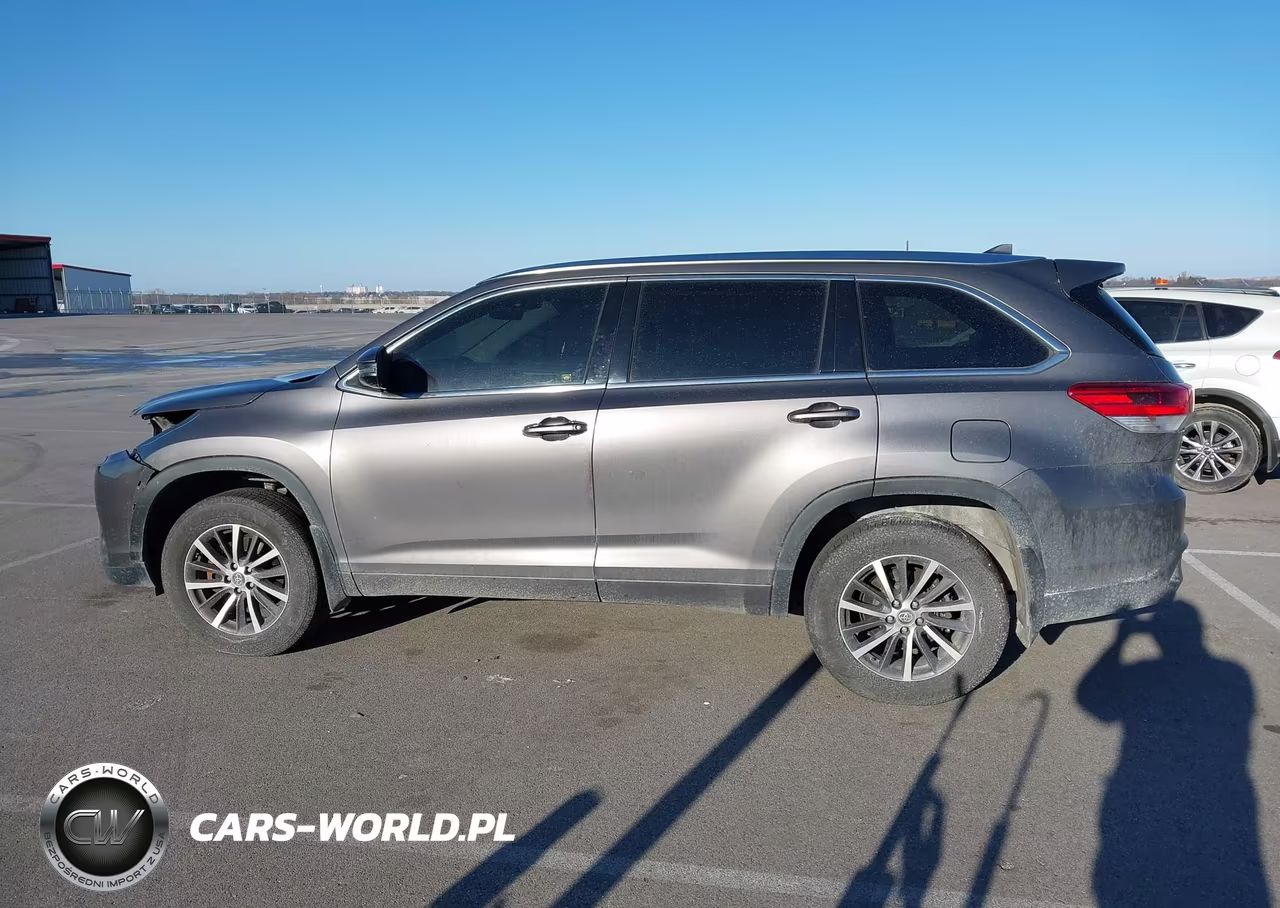 2017 Toyota Highlander Xle VIN:5TDJZRFH0HS458108 - 15