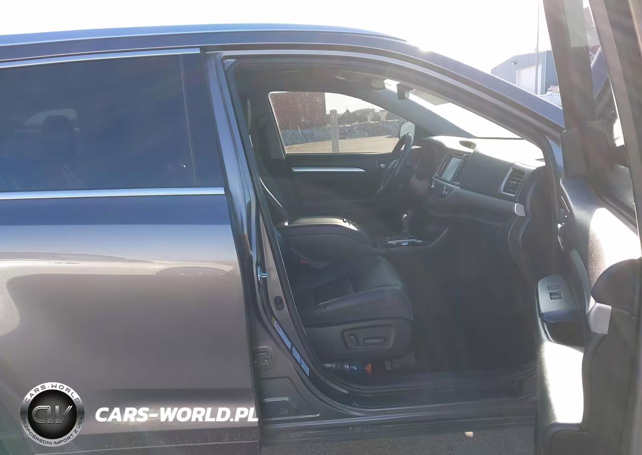 2017 Toyota Highlander Xle VIN:5TDJZRFH0HS458108 - 5