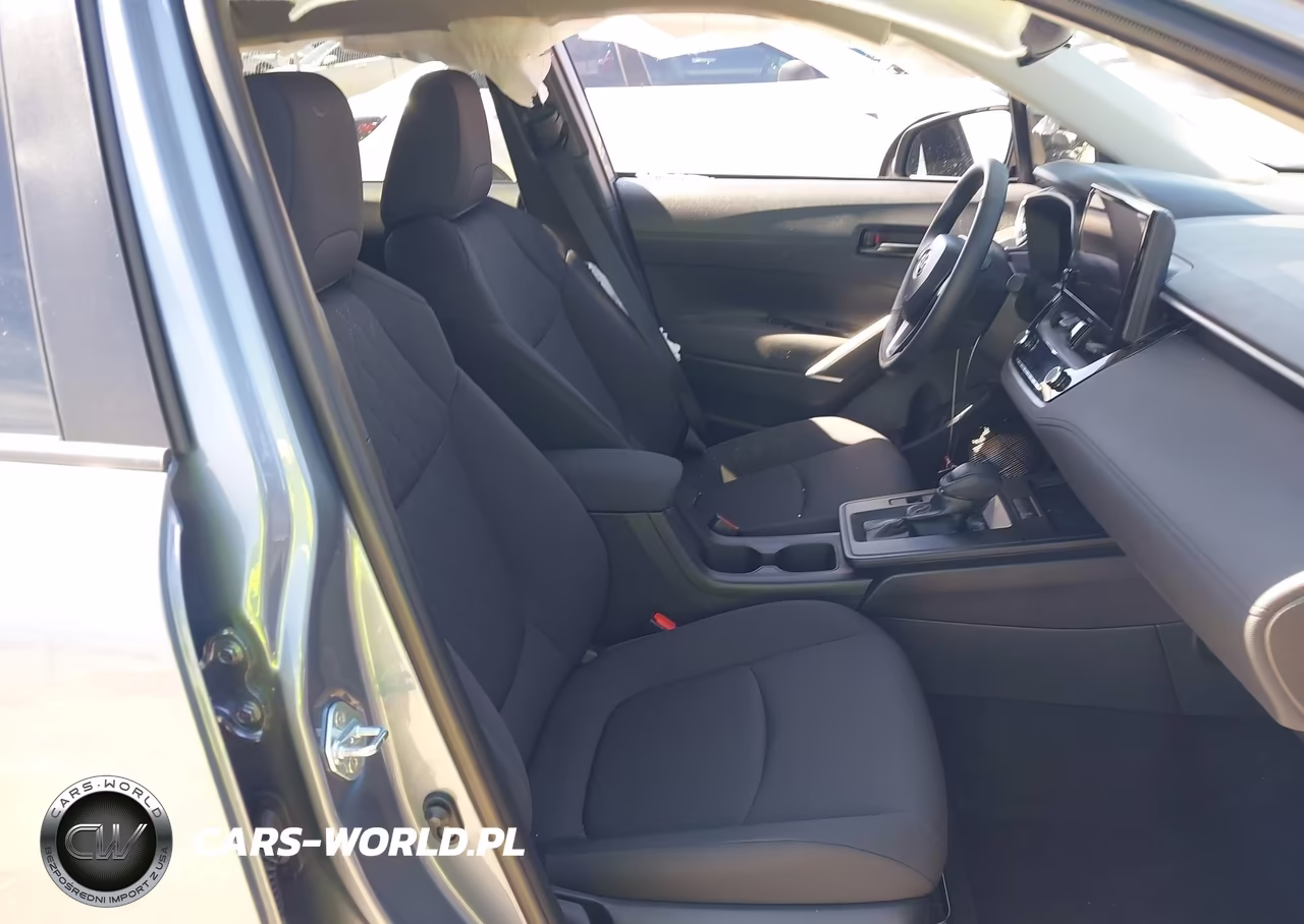 2026 Toyota Corolla Cross Le VIN:7MUCAAAG9TV174734 - 20
