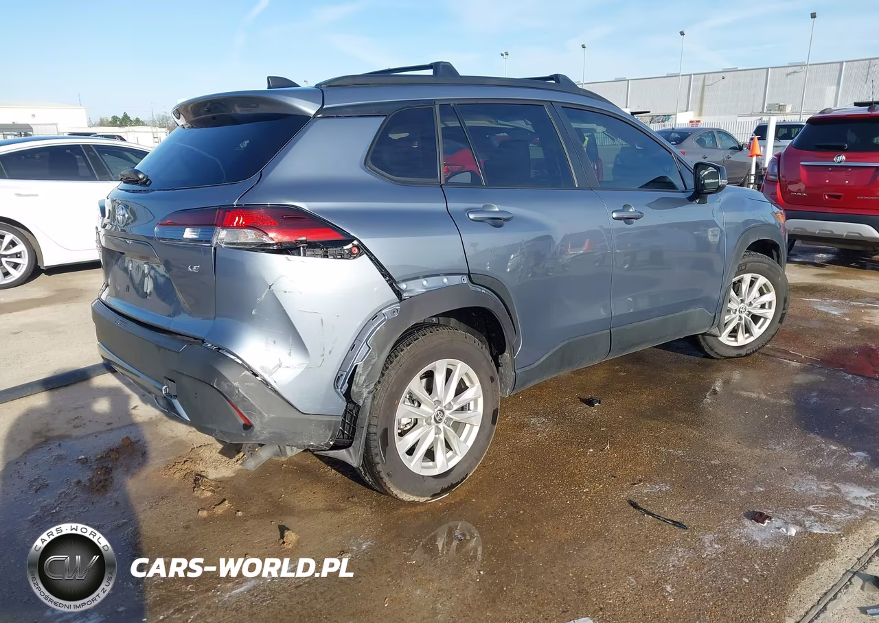2026 Toyota Corolla Cross Le VIN:7MUCAAAG9TV174734 - 4