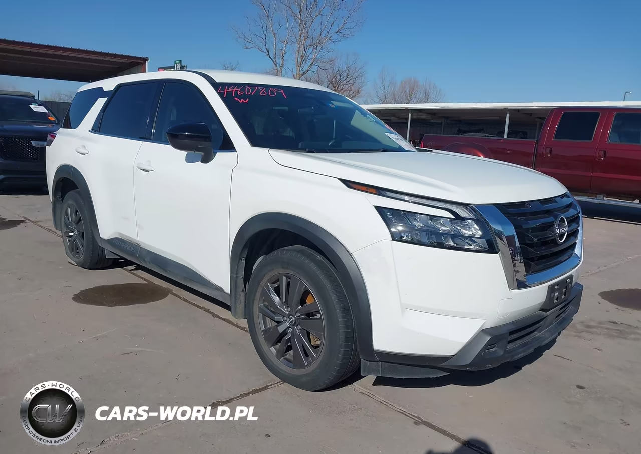 2024 Nissan Pathfinder S Fwd