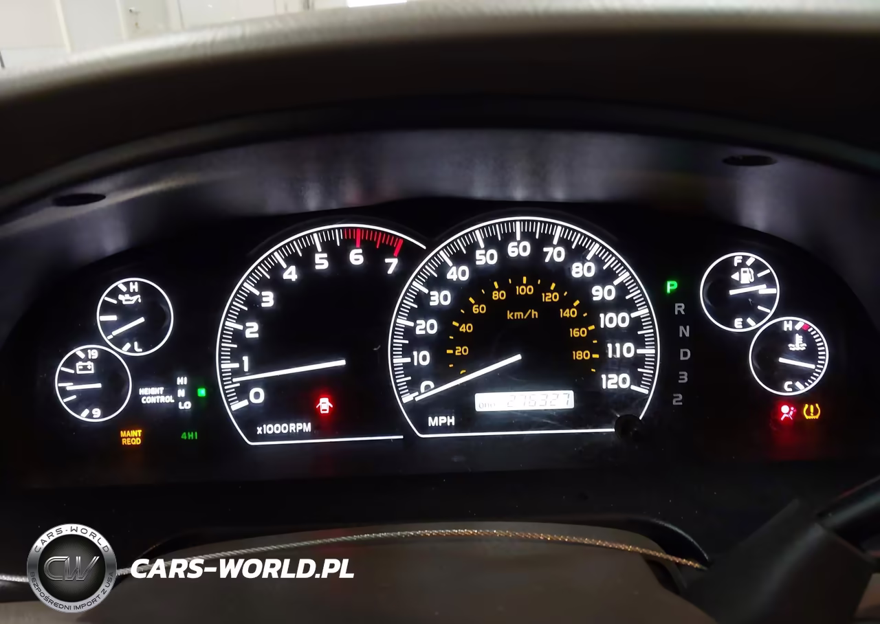 2005 Toyota Sequoia Limited V8 VIN:5TDBT48A25S237016 - 7