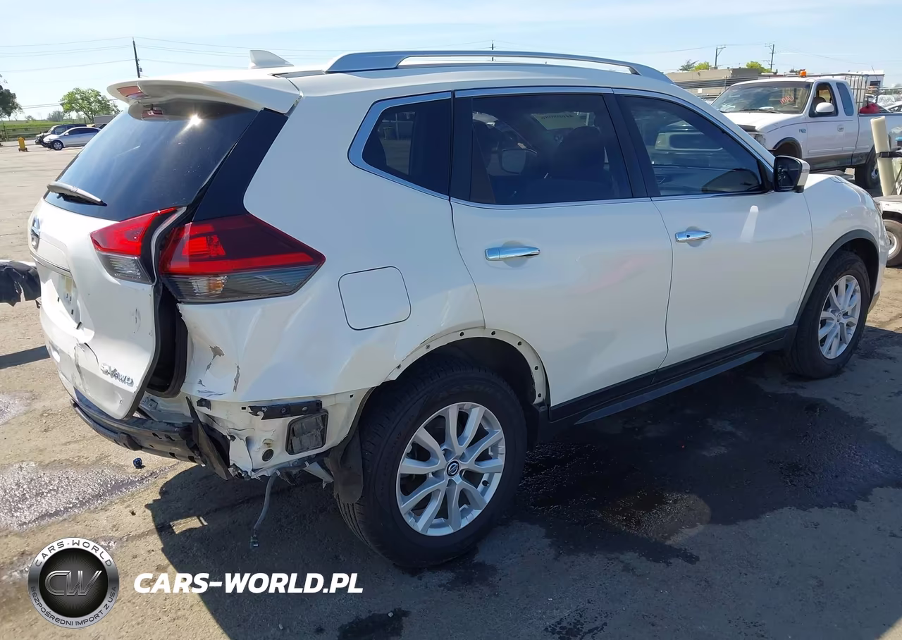 2018 Nissan Rogue Sv VIN:JN8AT2MV5JW343063 - 4