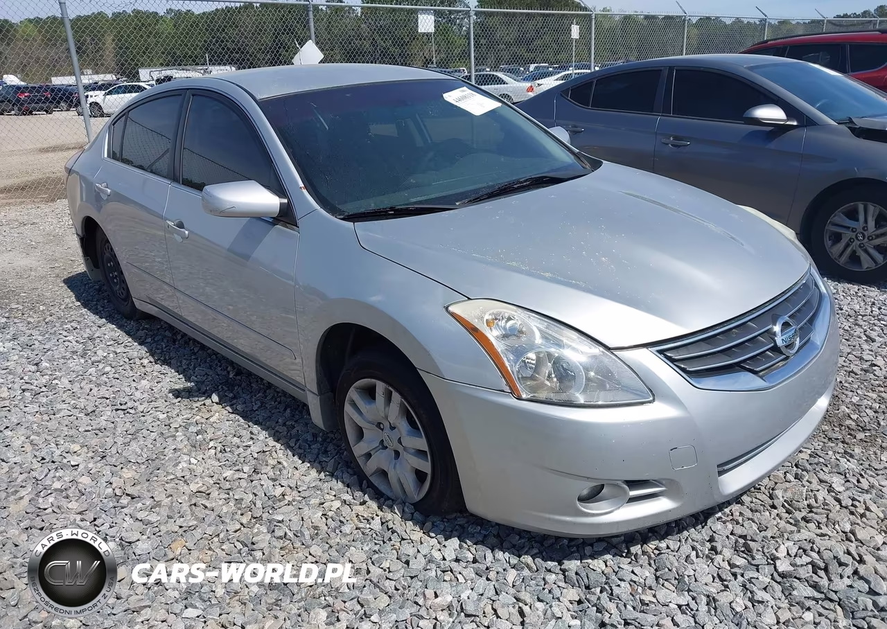 2010 Nissan Altima 2.5 S – zdjęcie 1 z 16