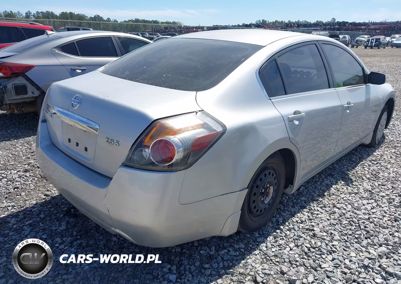 2010 Nissan Altima 2.5 S VIN:1N4AL2APXAN545748 - 4