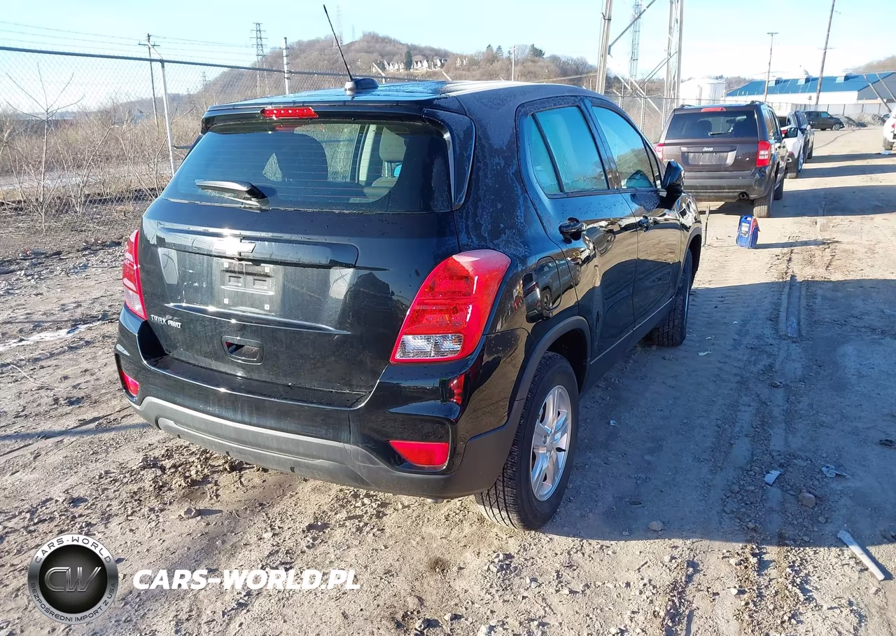 2020 Chevrolet Trax Awd Ls VIN:KL7CJNSB5LB037590 - 4