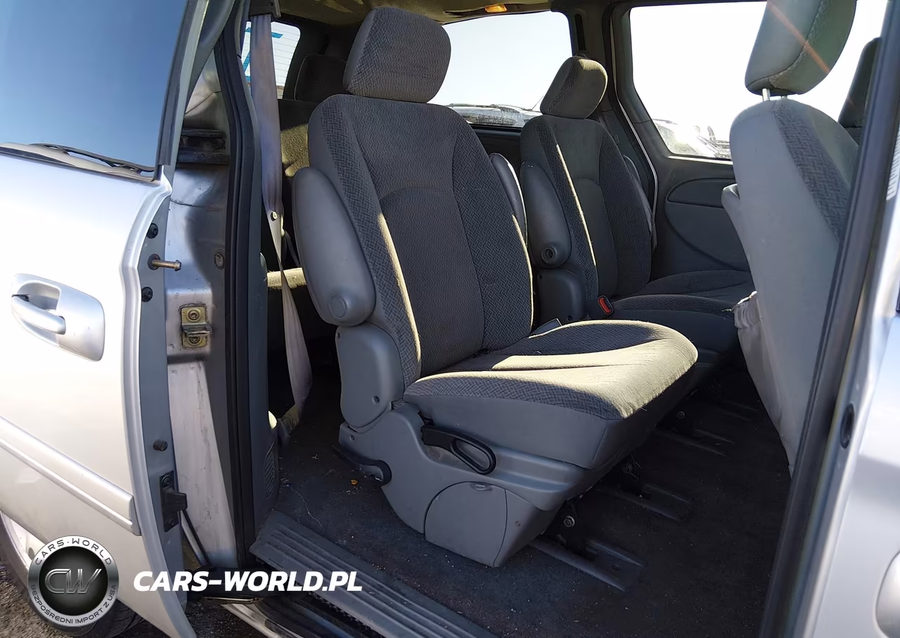 2004 Dodge Grand Caravan Sxt VIN:2D8GP44LX4R561793 - 8