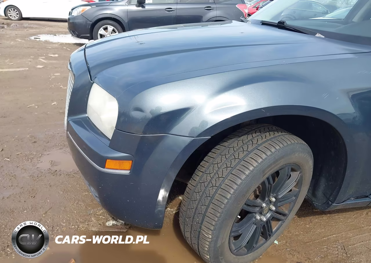 2008 Chrysler 300 Touring VIN:2C3KK53G78H160218 - 12