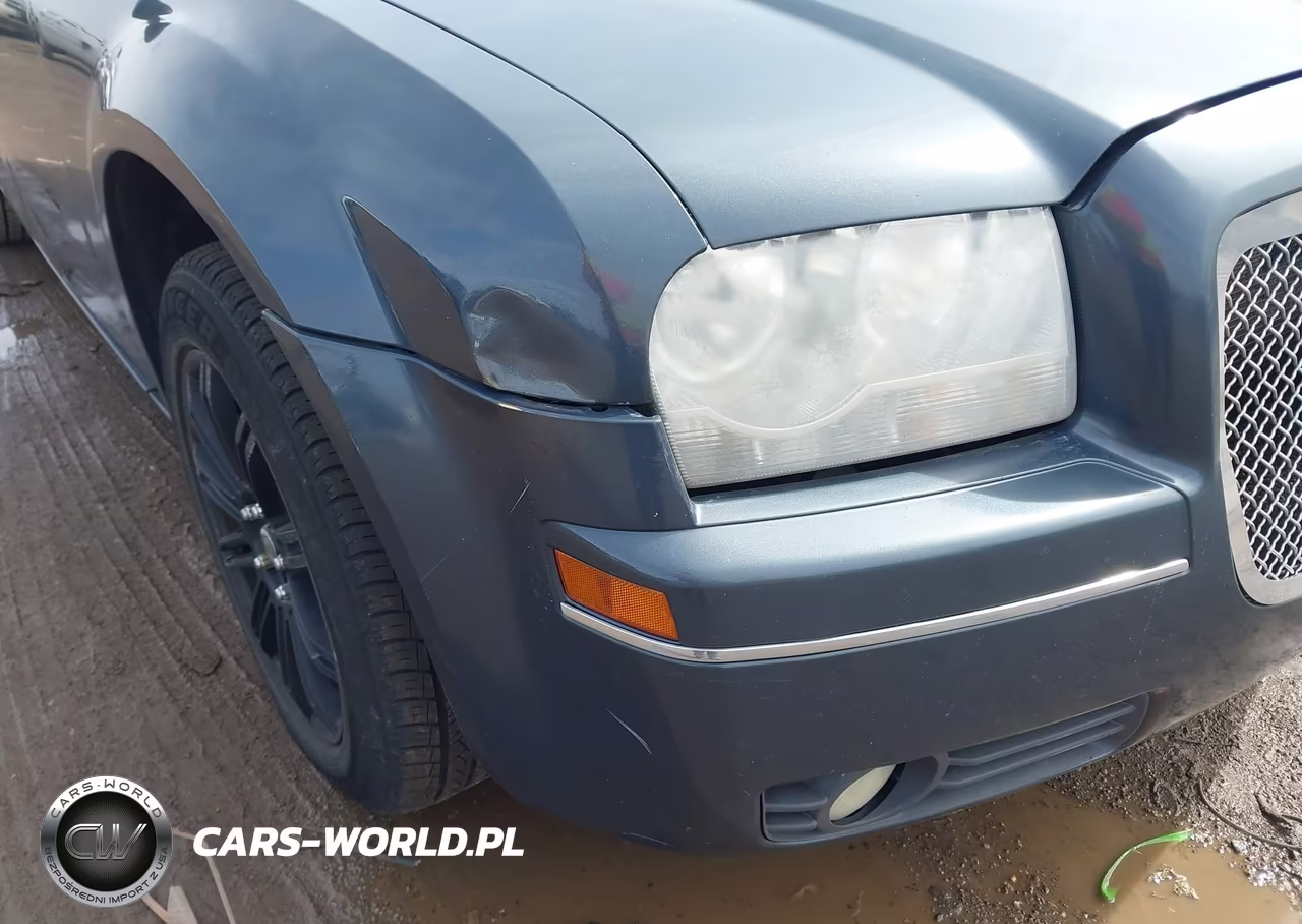 2008 Chrysler 300 Touring VIN:2C3KK53G78H160218 - 13