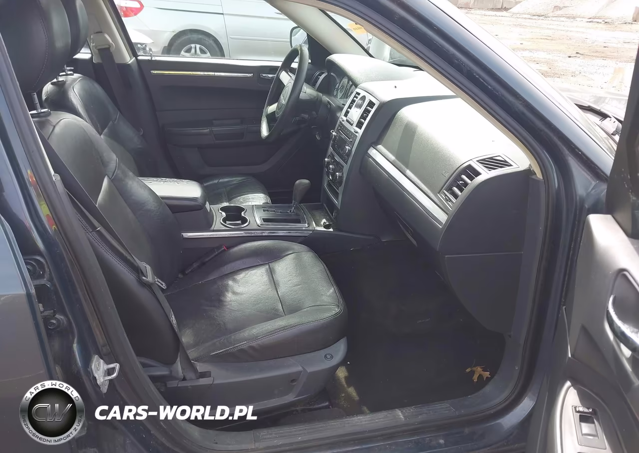 2008 Chrysler 300 Touring VIN:2C3KK53G78H160218 - 5
