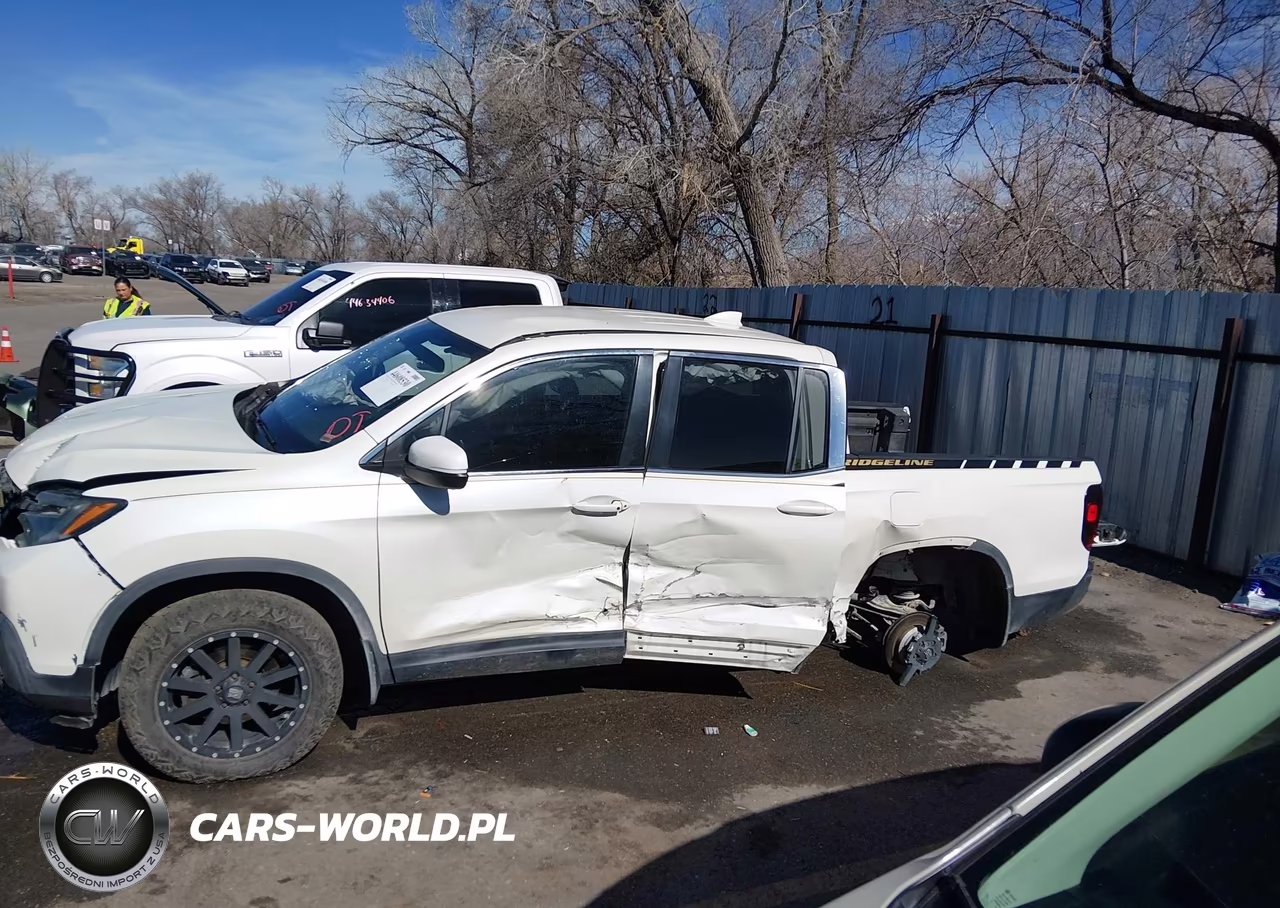 2017 Honda Ridgeline Rtl VIN:5FPYK3F58HB029302 - 15