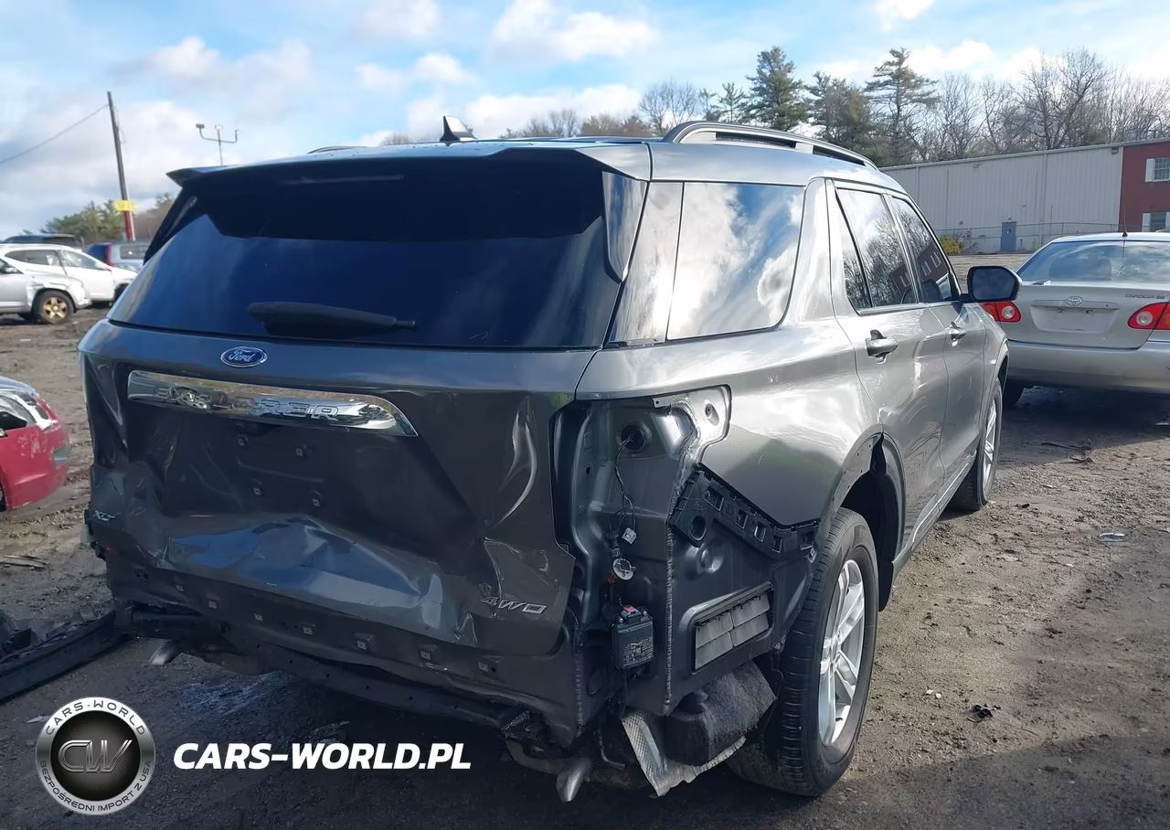 2024 Ford Explorer Xlt VIN:1FMSK8DH2RGA37259 - 4