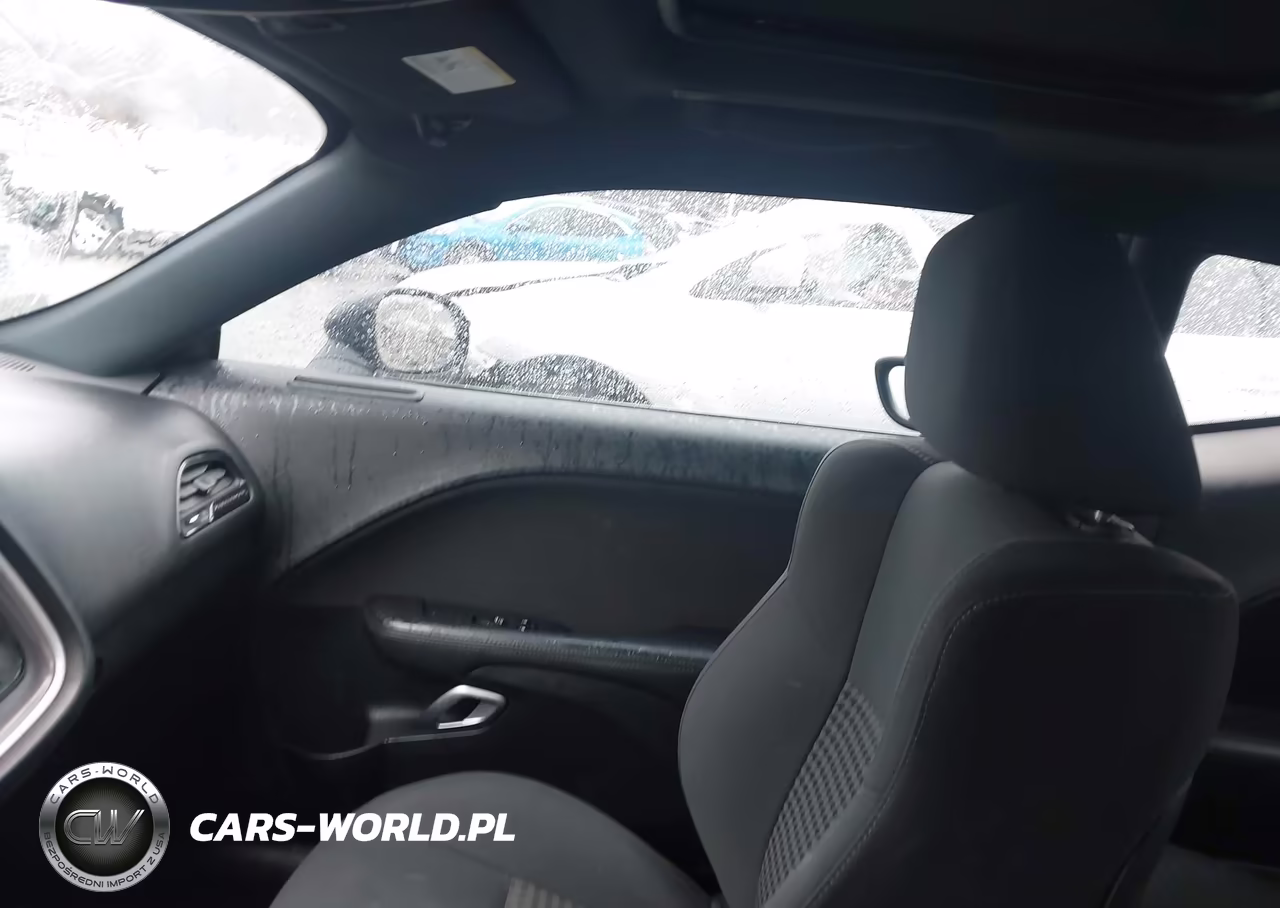 2019 Dodge Challenger Gt VIN:2C3CDZJG3KH557330 - 5