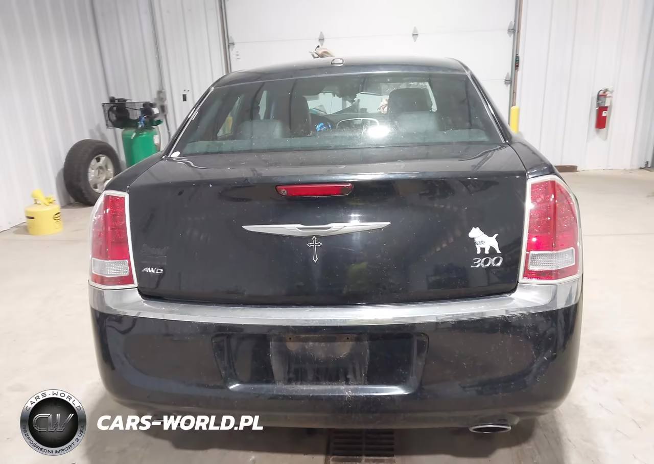 2013 Chrysler 300 Motown VIN:2C3CCARG8DH533567 - 16