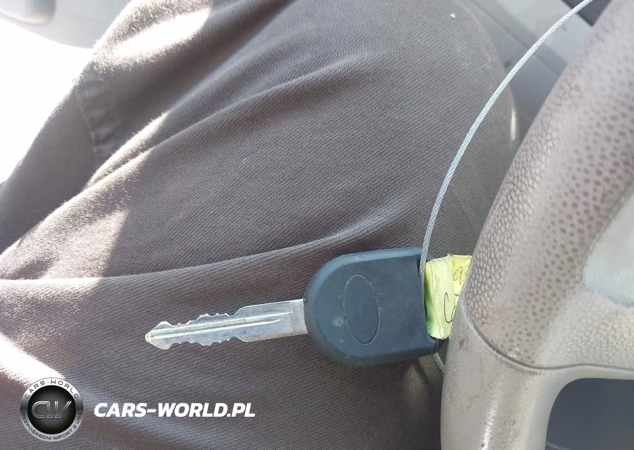 2008 Ford Escape Xls-Xls Manual VIN:1FMCU02Z28KB49308 - 11