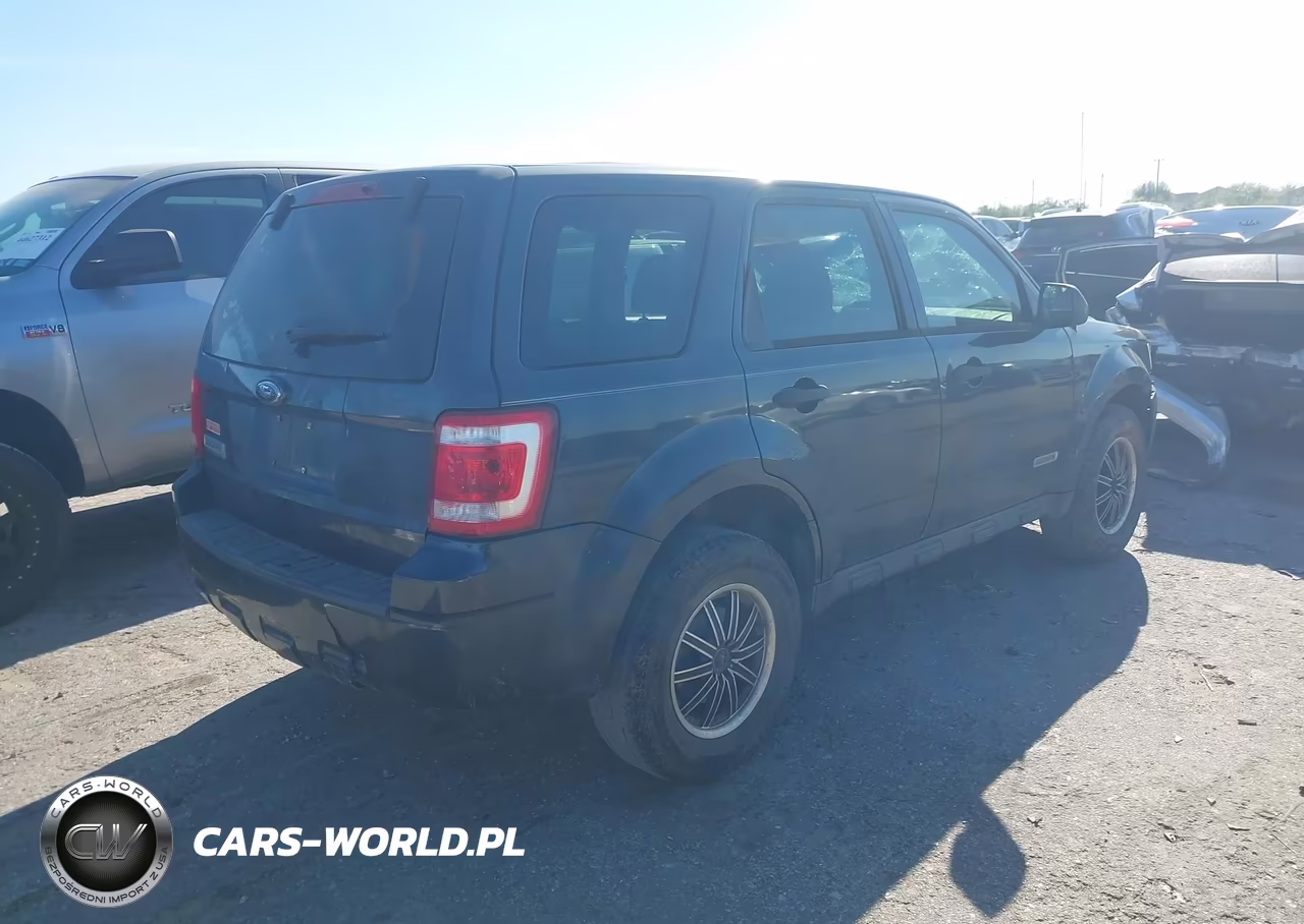 2008 Ford Escape Xls-Xls Manual VIN:1FMCU02Z28KB49308 - 4