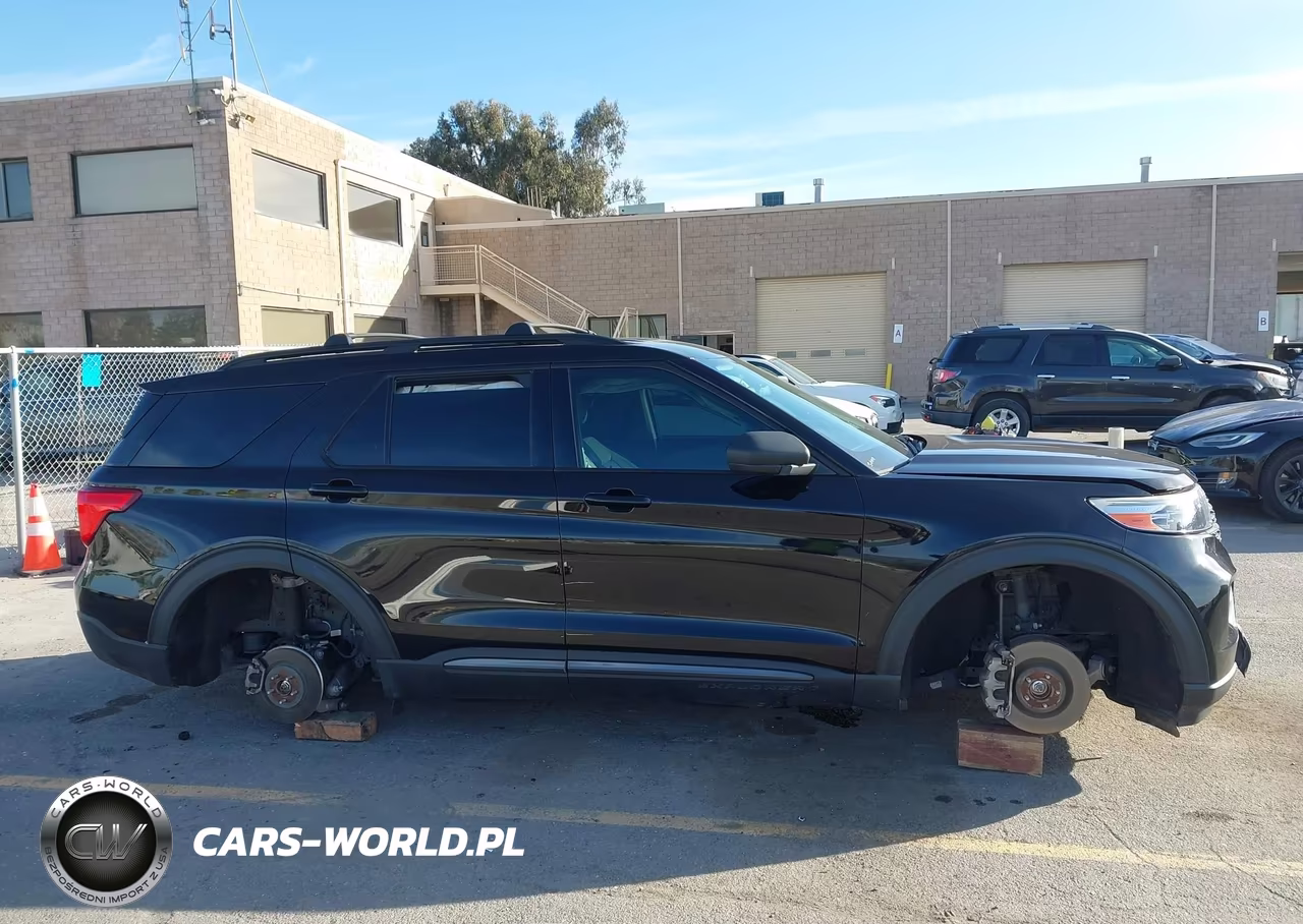 2021 Ford Explorer Xlt VIN:1FMSK8DH6MGB33274 - 13