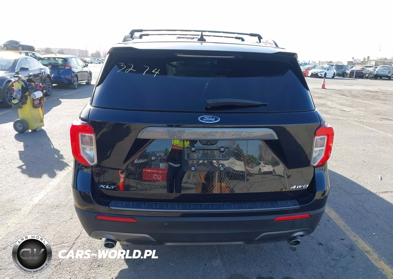 2021 Ford Explorer Xlt VIN:1FMSK8DH6MGB33274 - 16