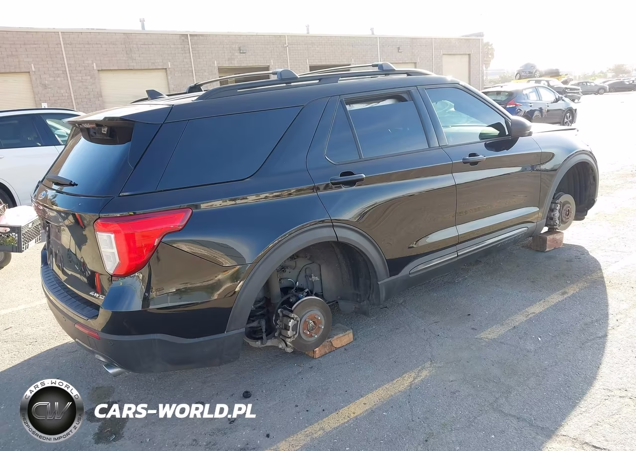 2021 Ford Explorer Xlt VIN:1FMSK8DH6MGB33274 - 4