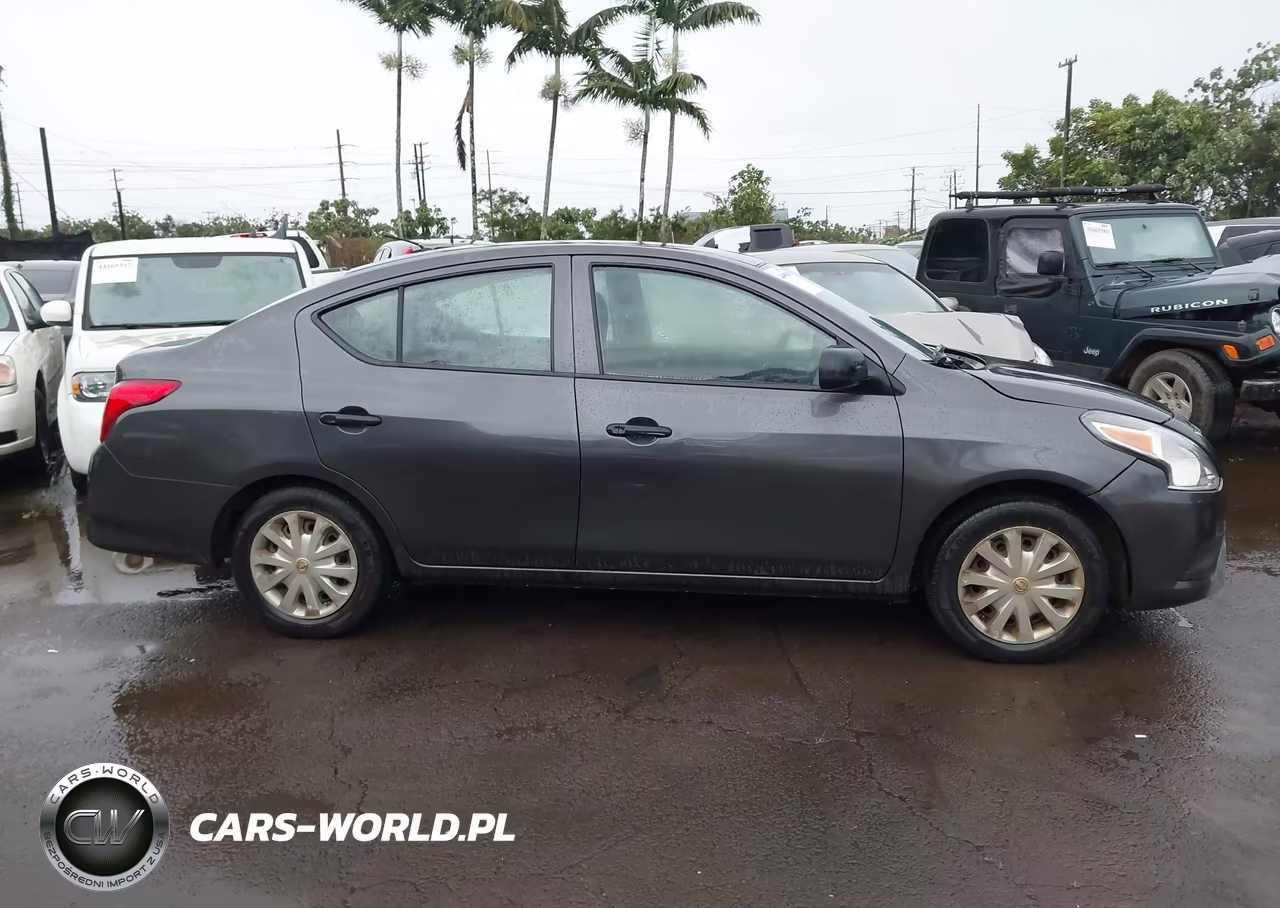 2015 Nissan Versa 1.6 S VIN:3N1CN7AP7FL801400 - 13