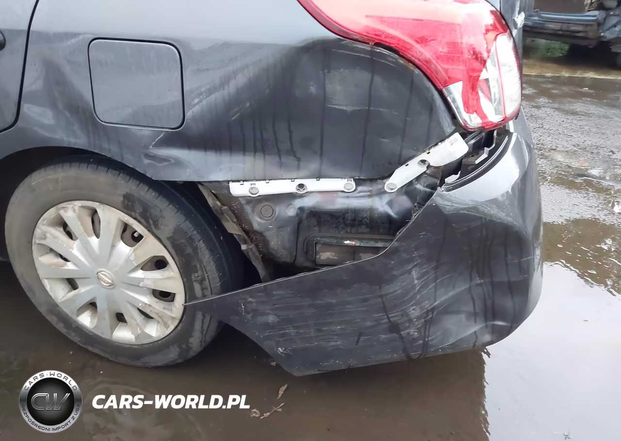 2015 Nissan Versa 1.6 S VIN:3N1CN7AP7FL801400 - 6