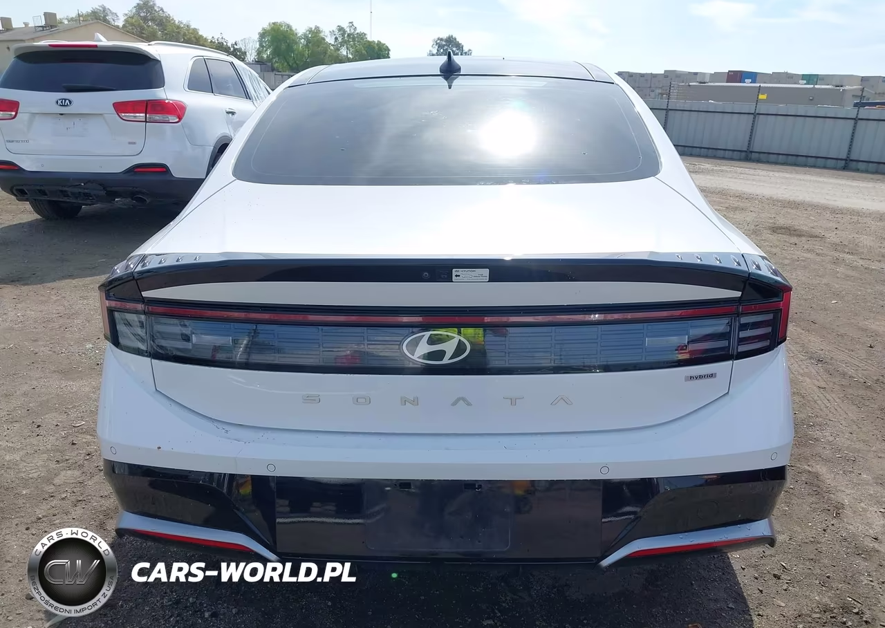 2025 Hyundai Sonata Hybrid Limited VIN:KMHL54JJXSA131930 - 17