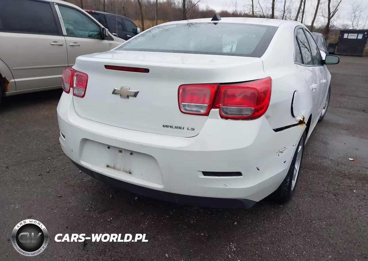2014 Chevrolet Malibu 1Ls VIN:1G11B5SL3EF160597 - 4