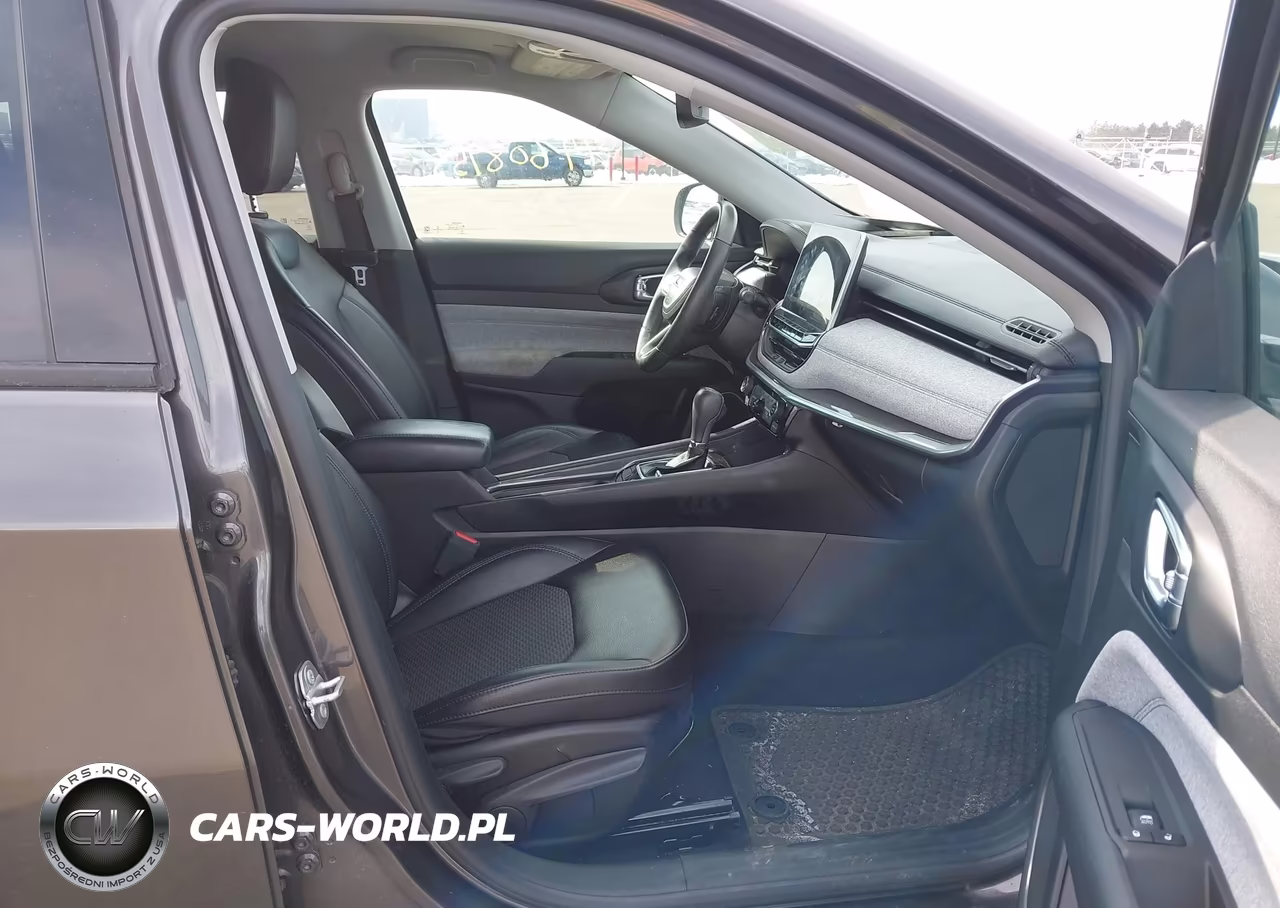 2022 Jeep Compass Latitude 4X4 VIN:3C4NJDBB4NT232538 - 5