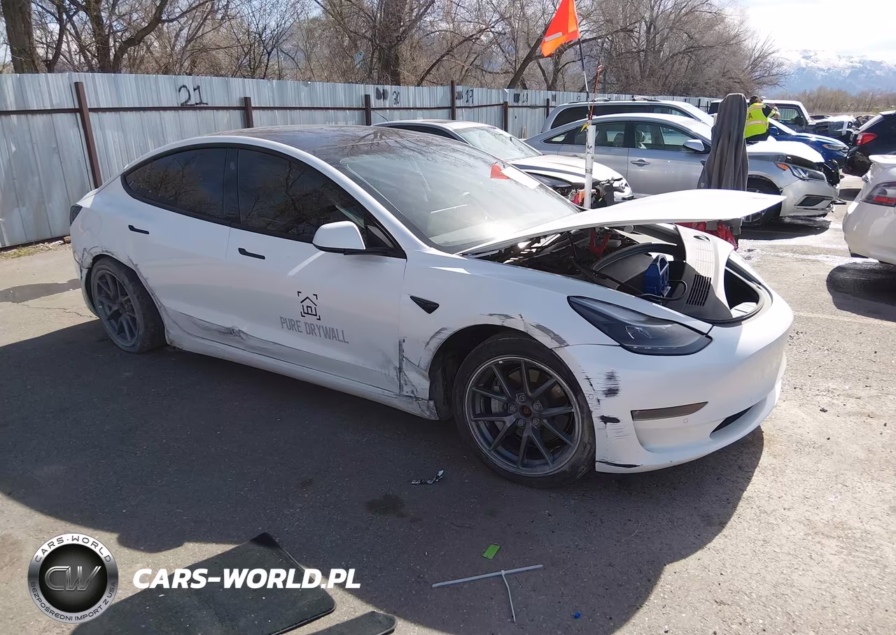 2022 Tesla Model 3 Long Range Dual Motor All-Wheel Drive – zdjęcie 1 z 15