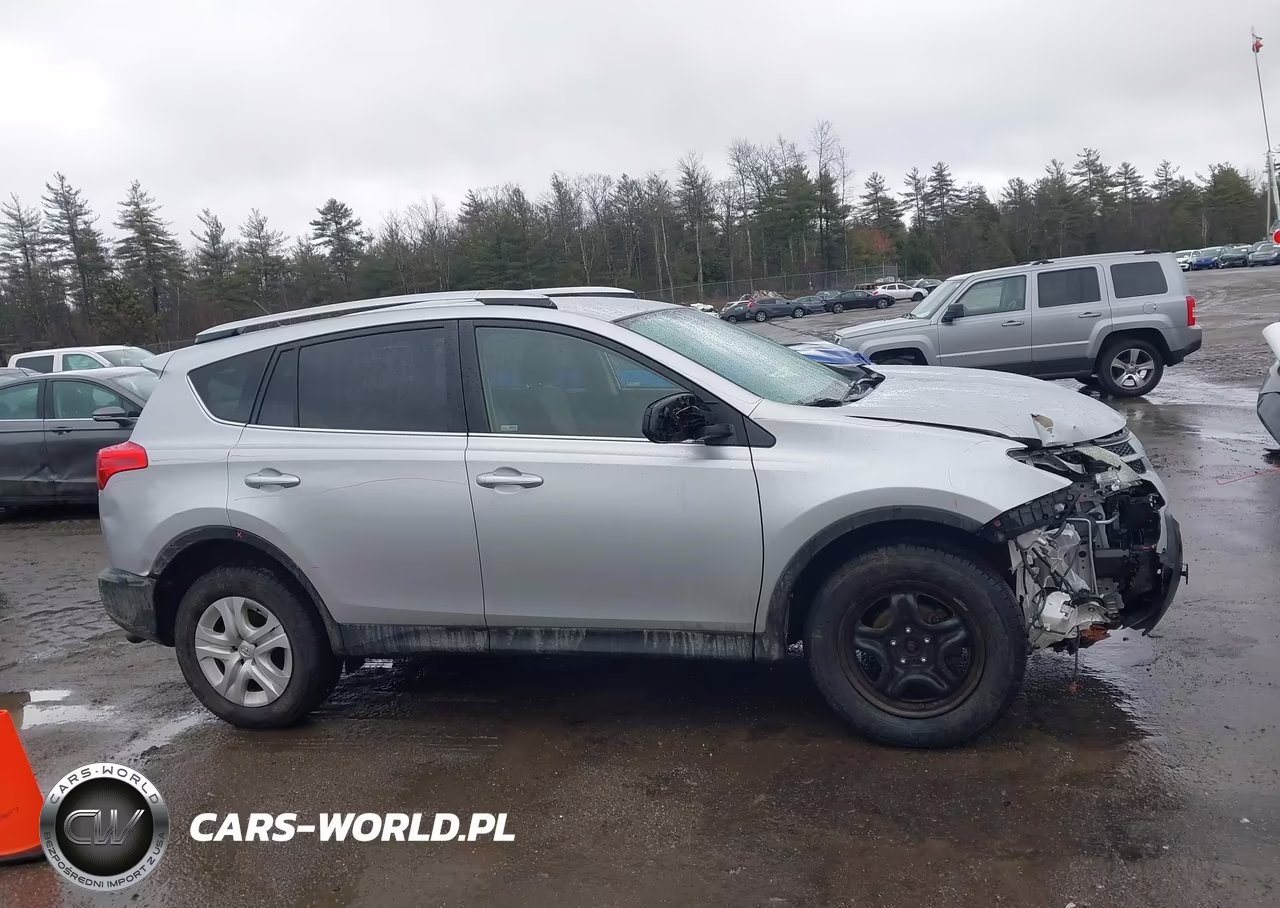 2015 Toyota Rav4 Le VIN:JTMBFREVXFJ022381 - 13
